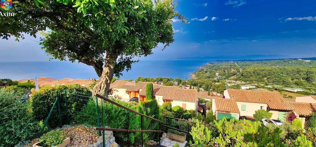 Maison à SAINT-RAPHAEL