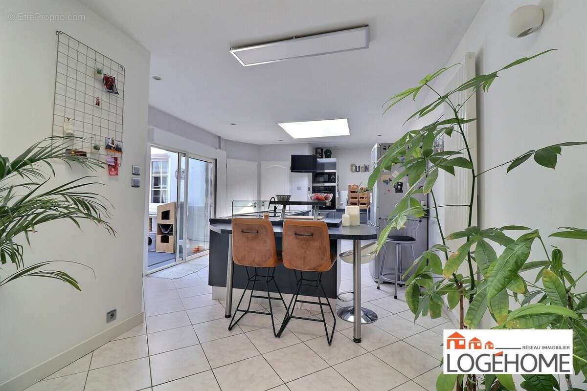 Maison à HELLEMMES-LILLE