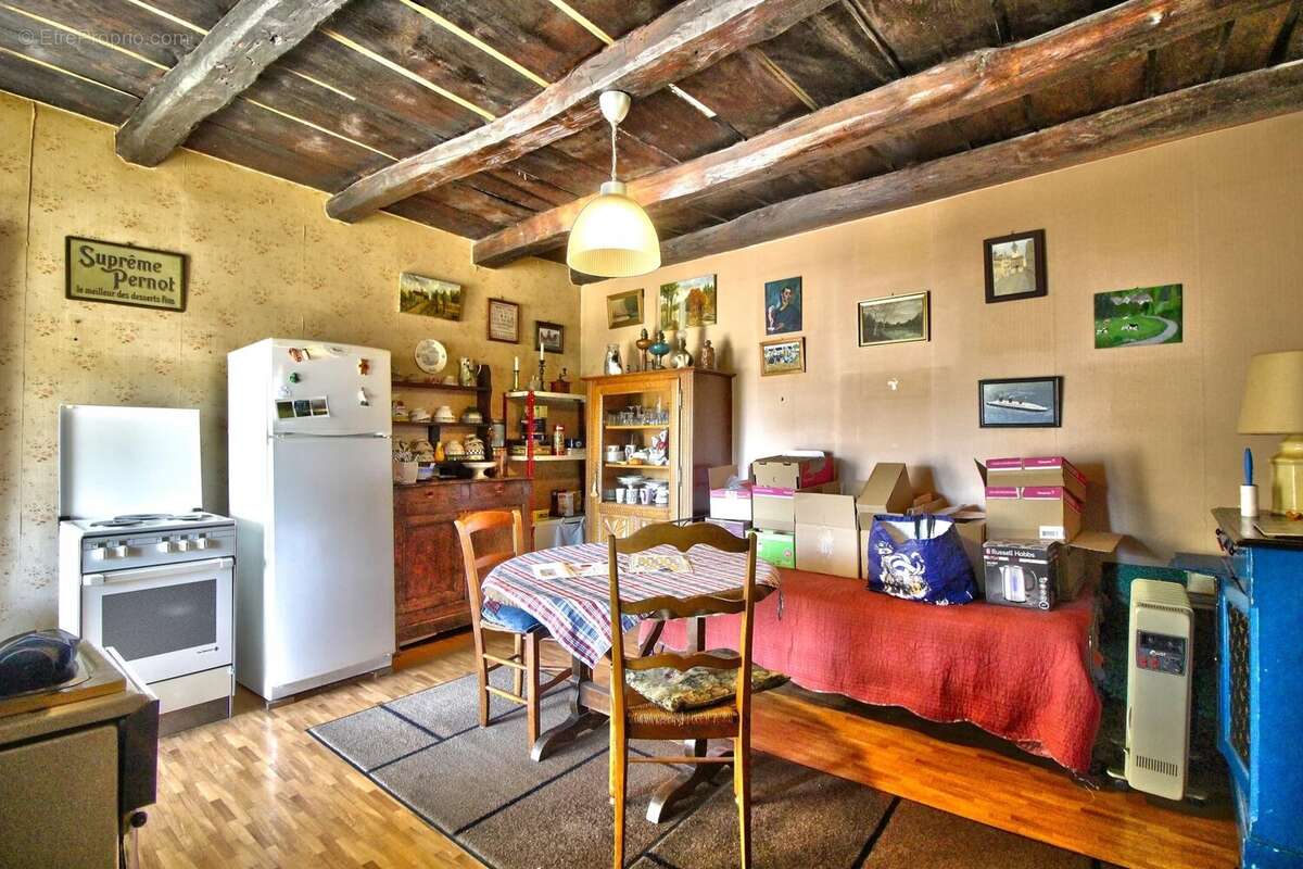 Maison à LAMARGELLE