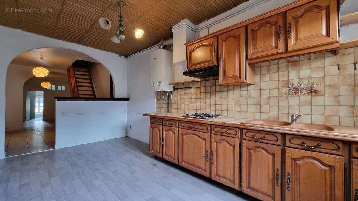 Maison à MONTCY-NOTRE-DAME