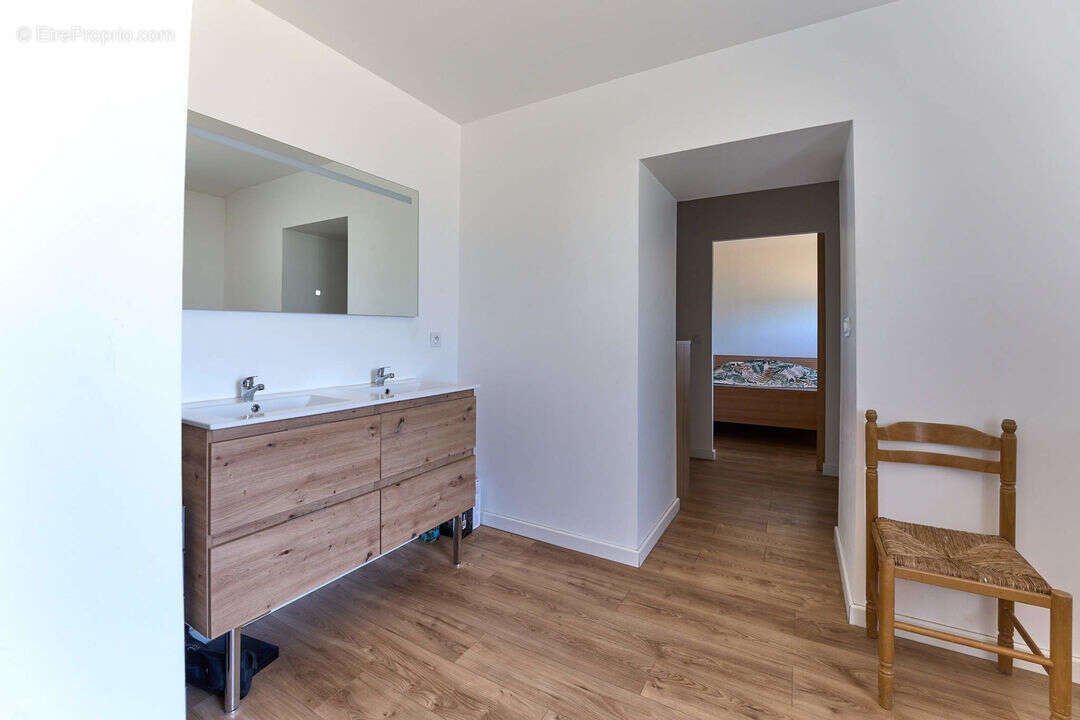 maison avec suite parentale - Maison à LA POMMERAYE