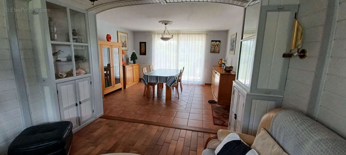 Maison à LE RELECQ-KERHUON