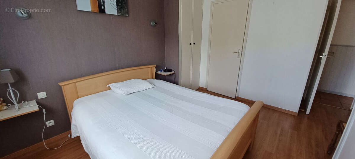 Maison à LE RELECQ-KERHUON