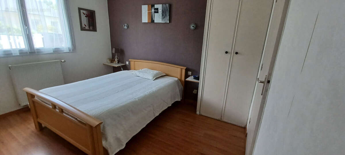 Maison à LE RELECQ-KERHUON