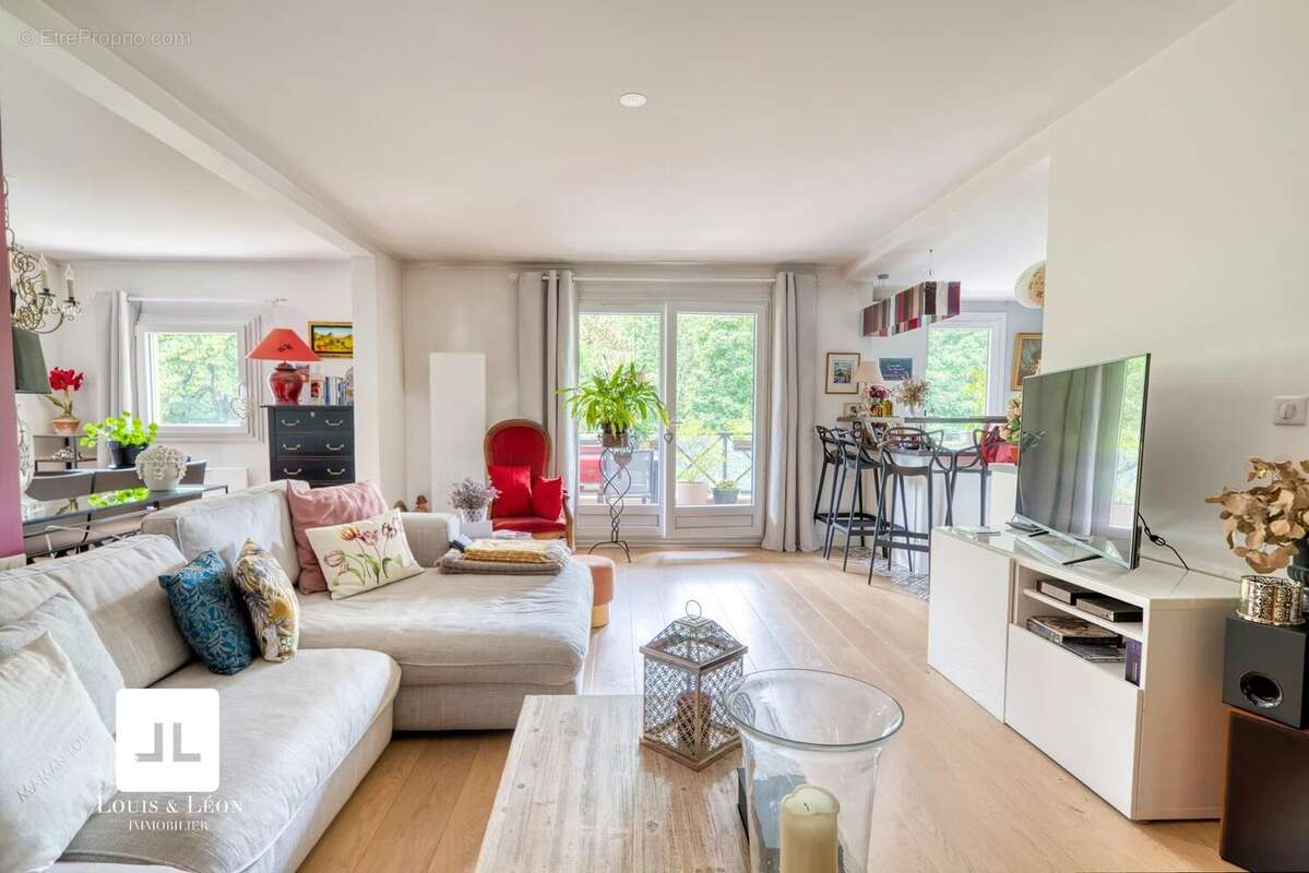 Appartement à TASSIN-LA-DEMI-LUNE