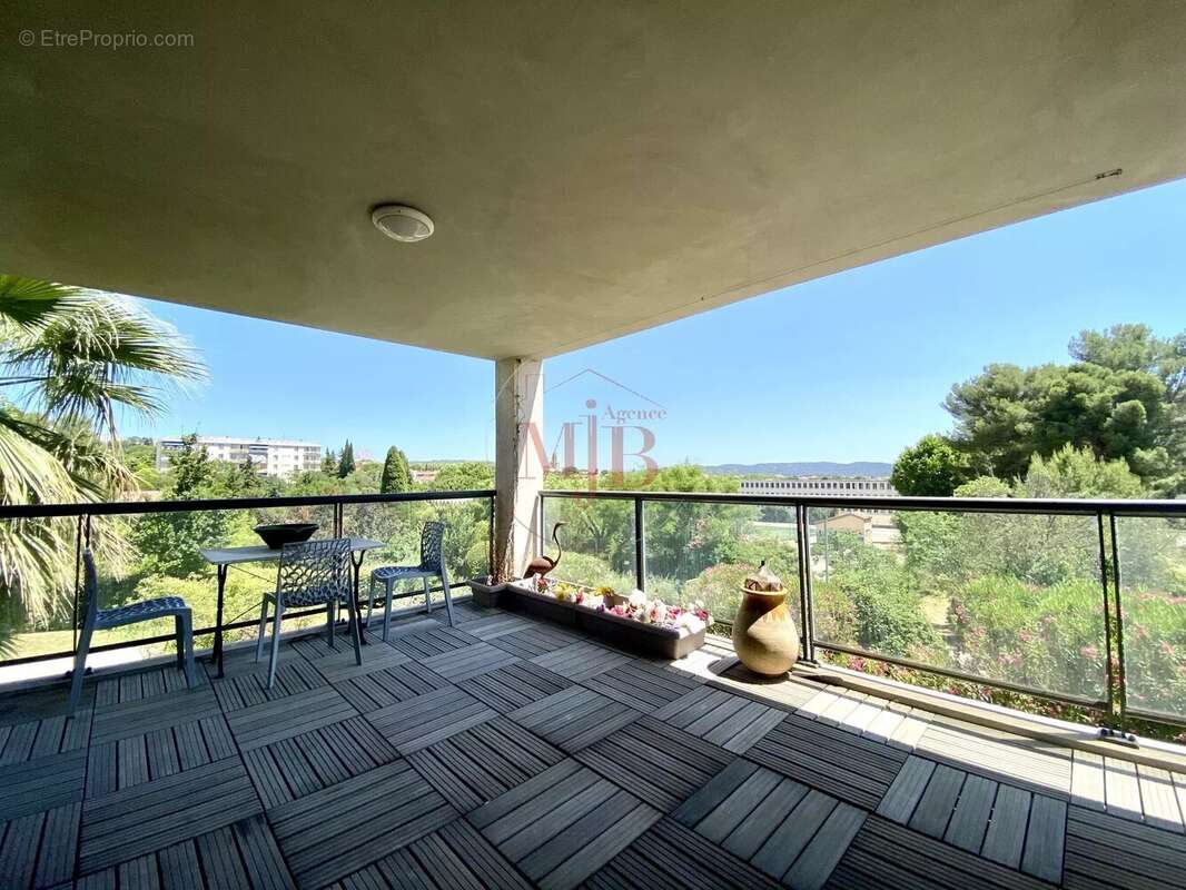 Appartement à AIX-EN-PROVENCE