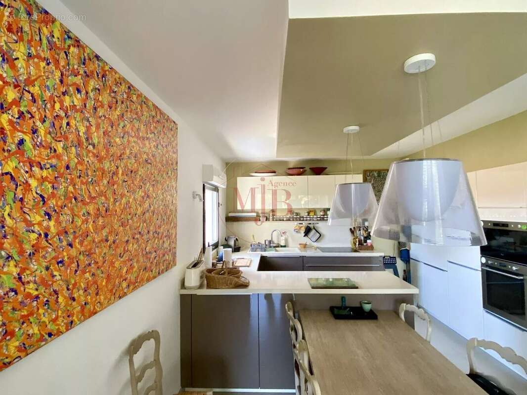 Appartement à AIX-EN-PROVENCE