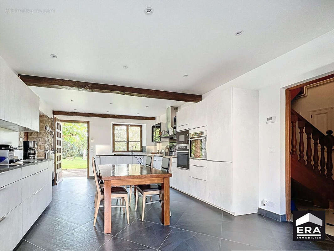 Maison à LA BROSSE-MONTCEAUX