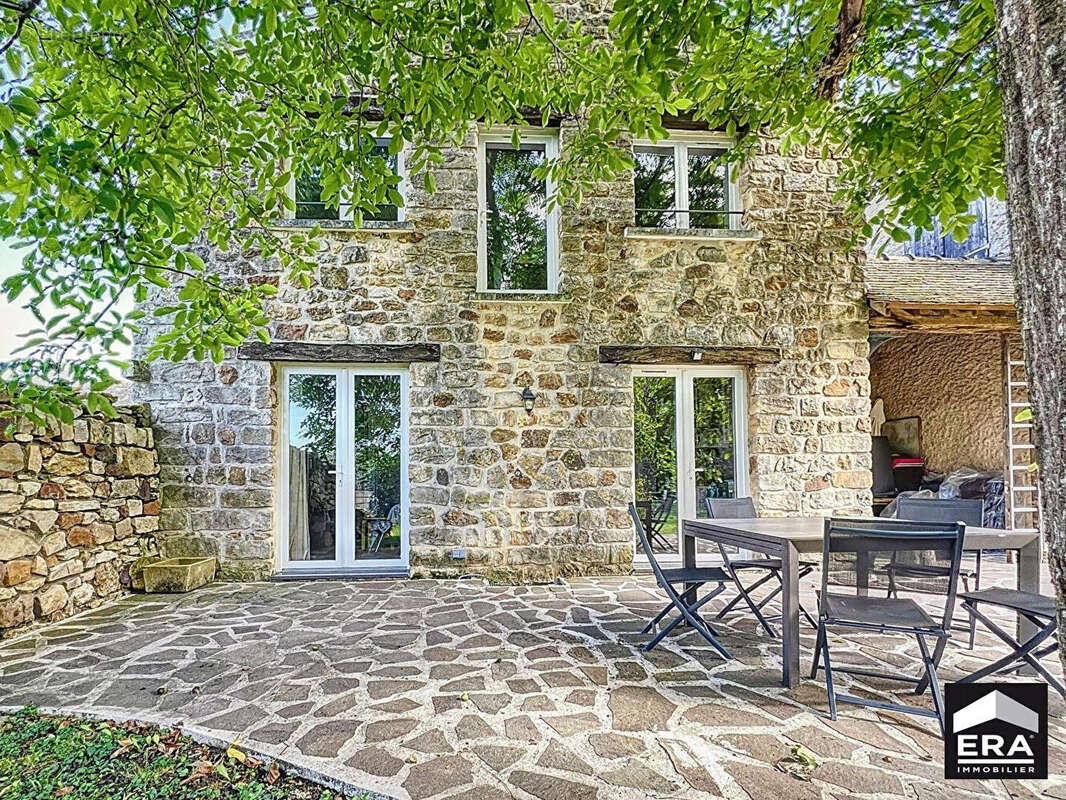 Maison à LA BROSSE-MONTCEAUX