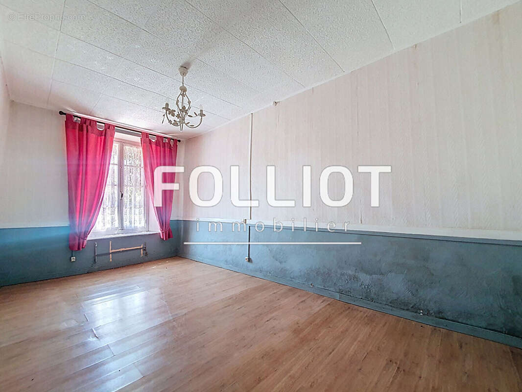 Maison à SAINT-PATRICE-DE-CLAIDS