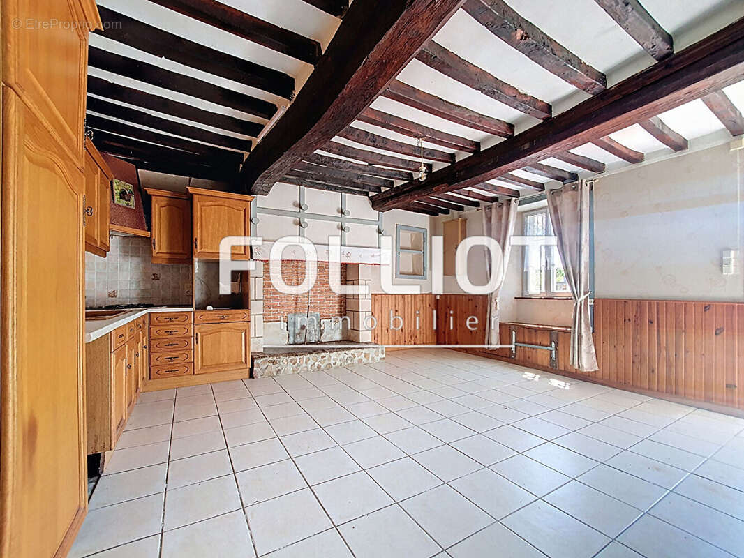 Maison à SAINT-PATRICE-DE-CLAIDS