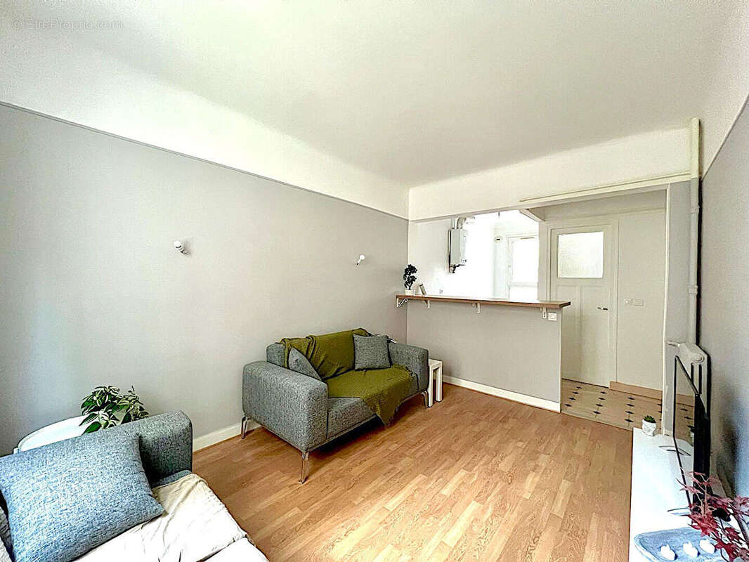 Appartement à PARIS-19E