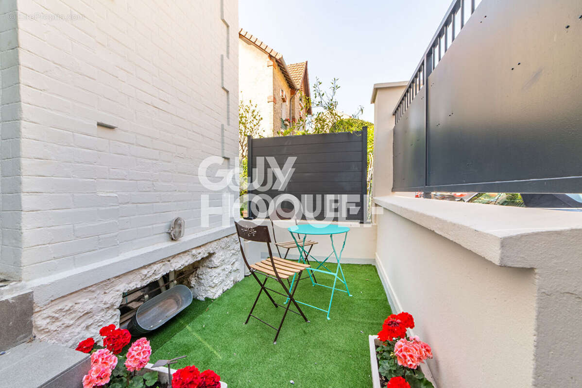 Maison à ASNIERES-SUR-SEINE