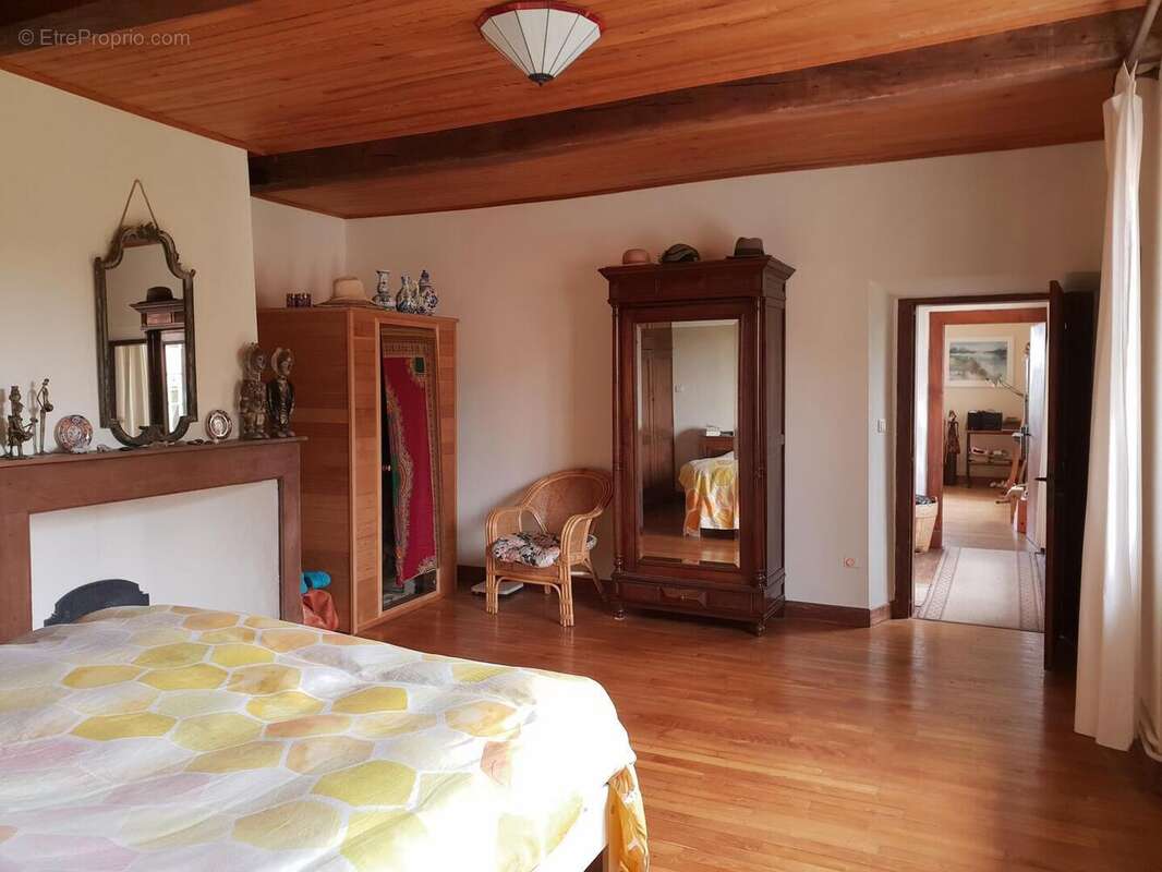 m bed 2 - Maison à TRIE-SUR-BAISE