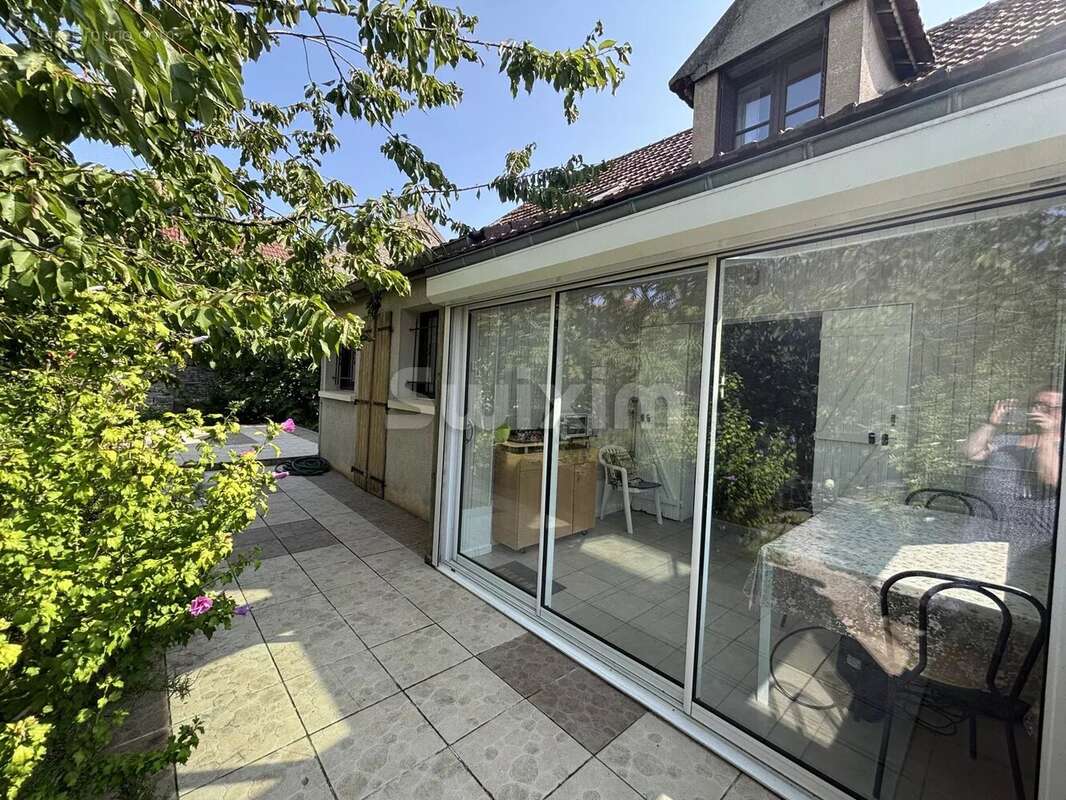 Maison à PRECY-LE-SEC