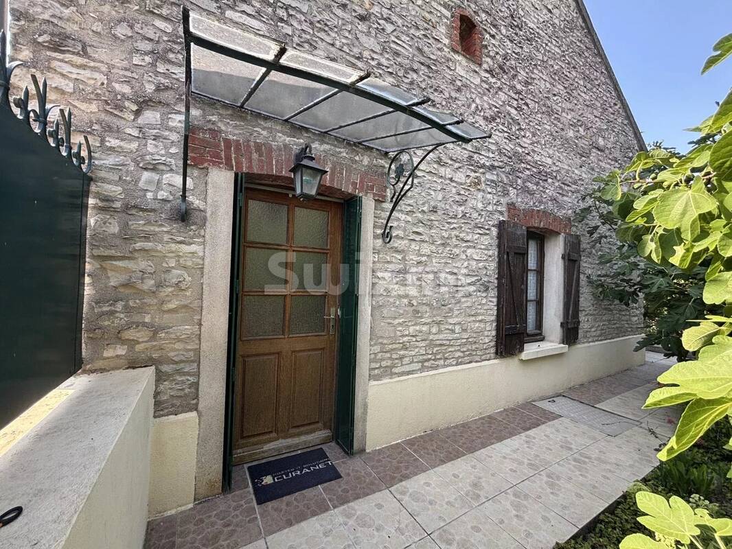 Maison à PRECY-LE-SEC