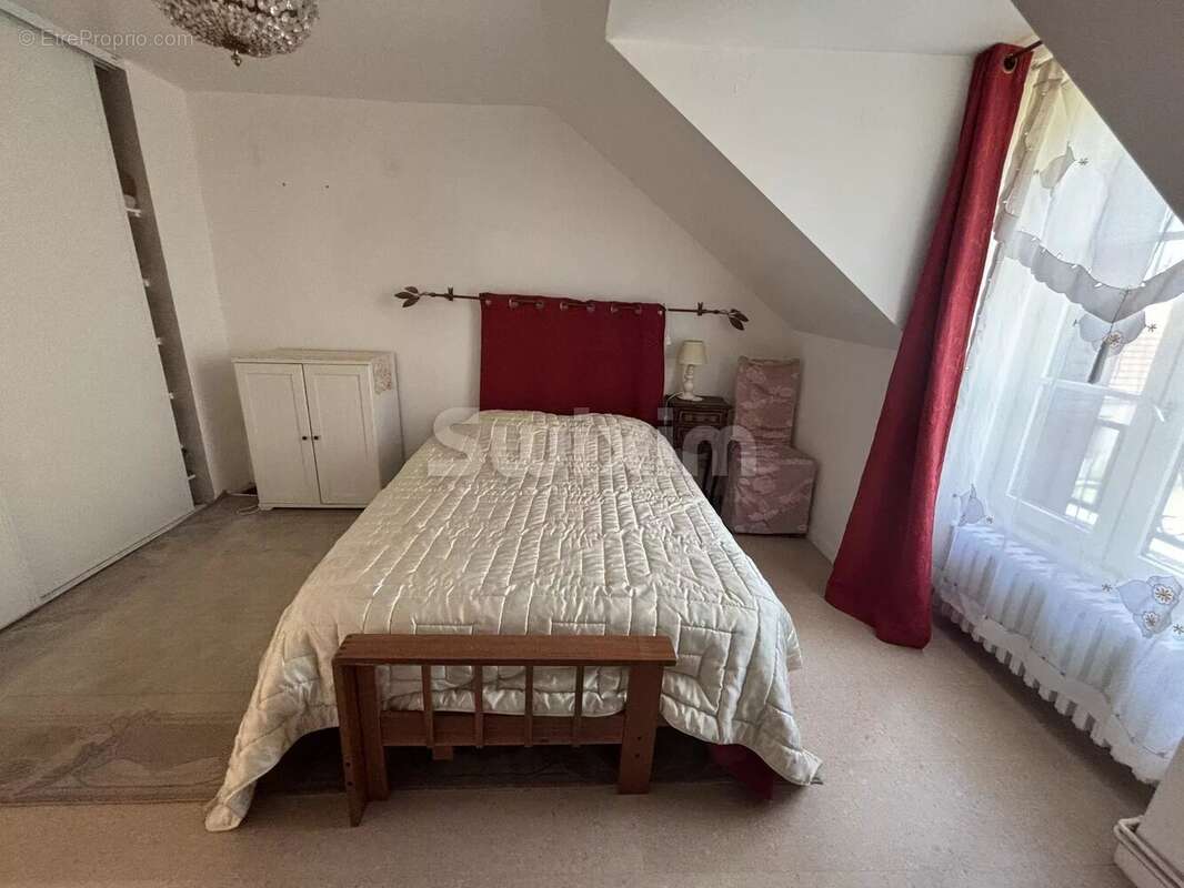 Maison à PRECY-LE-SEC