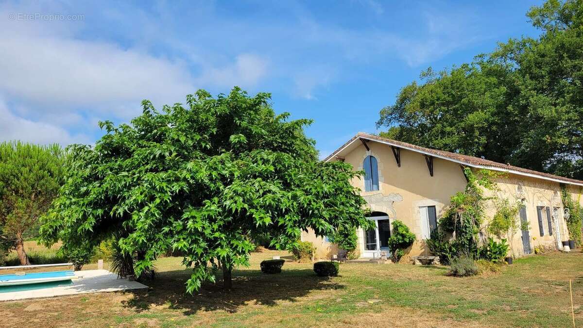 #maison #landes #gabarret #dépendances #piscine #cheveaux  - Maison à GABARRET
