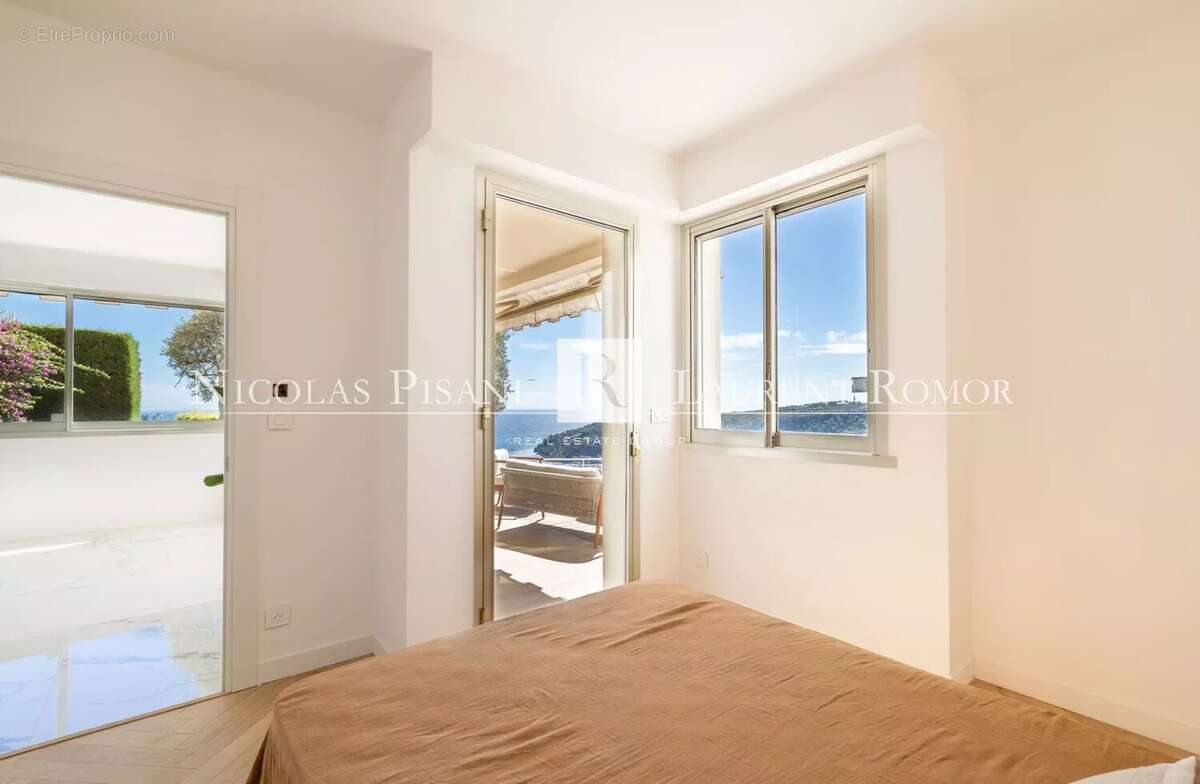 Appartement à VILLEFRANCHE-SUR-MER