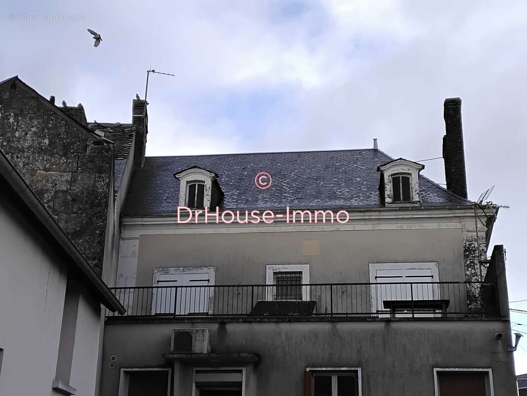 Appartement à MAYET