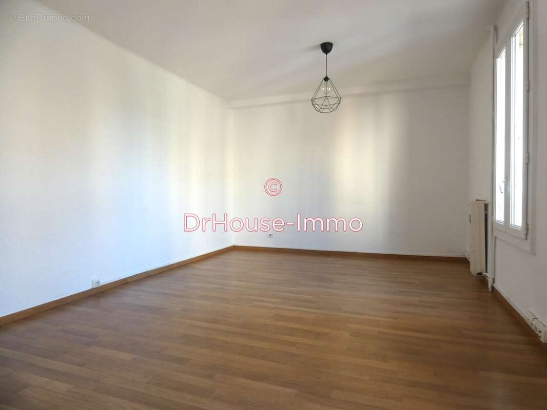 Appartement à MARSEILLE-10E