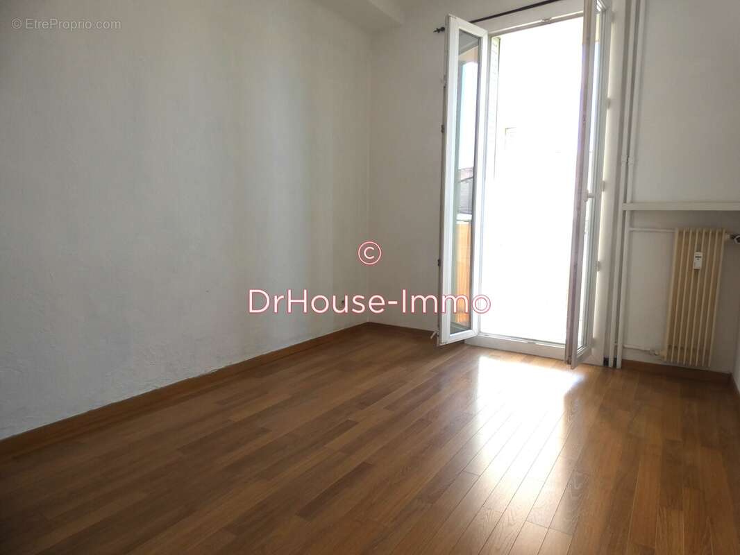 Appartement à MARSEILLE-10E