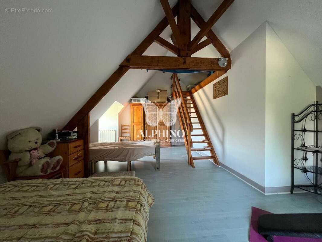 Maison à VILLENAVE-D'ORNON