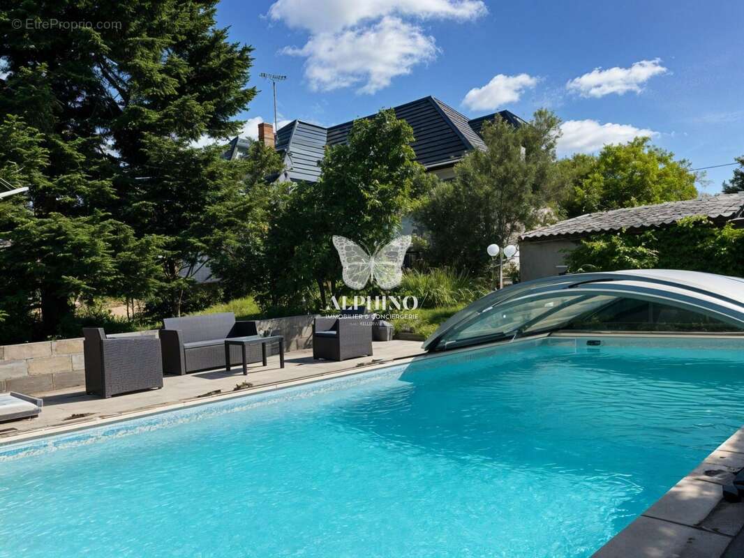 Maison à VILLENAVE-D'ORNON