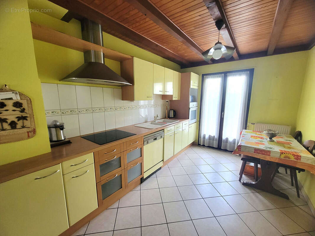 Maison à CHEVIGNY-SAINT-SAUVEUR