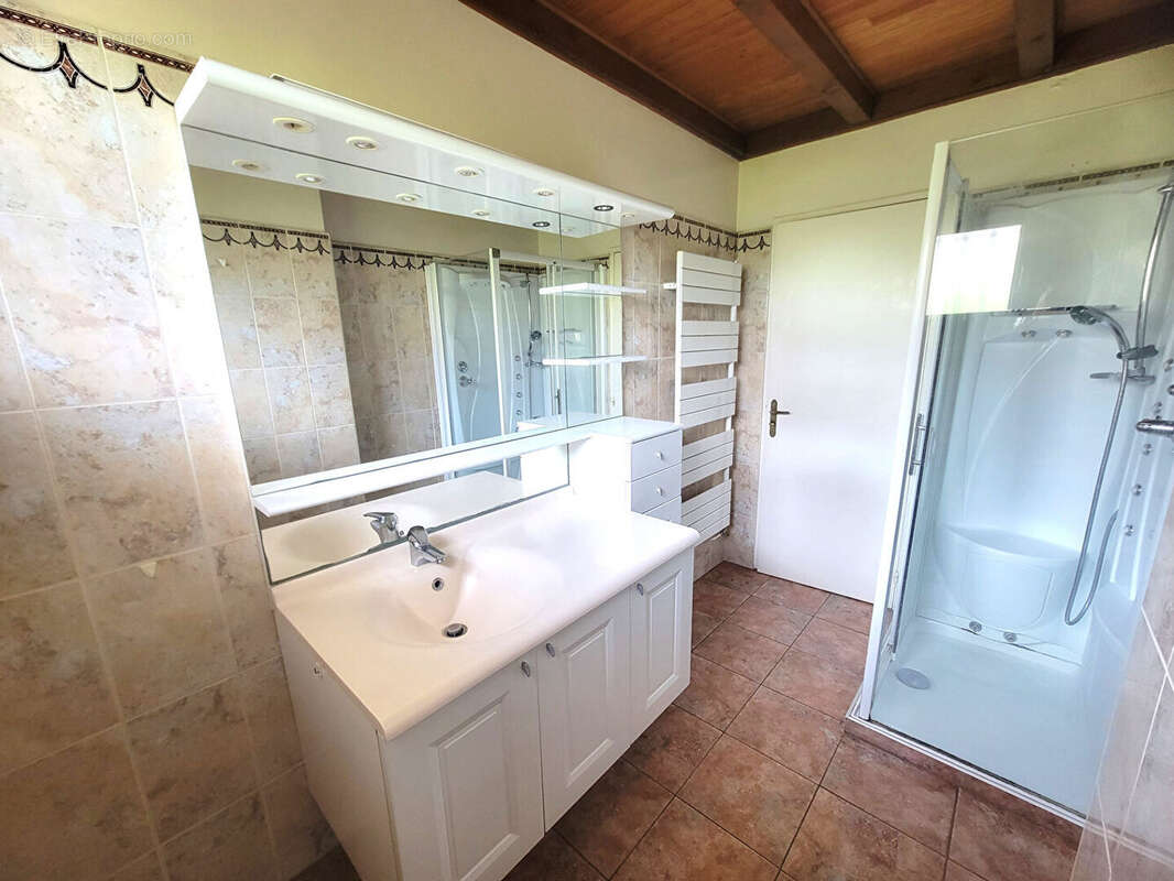 Maison à CHEVIGNY-SAINT-SAUVEUR