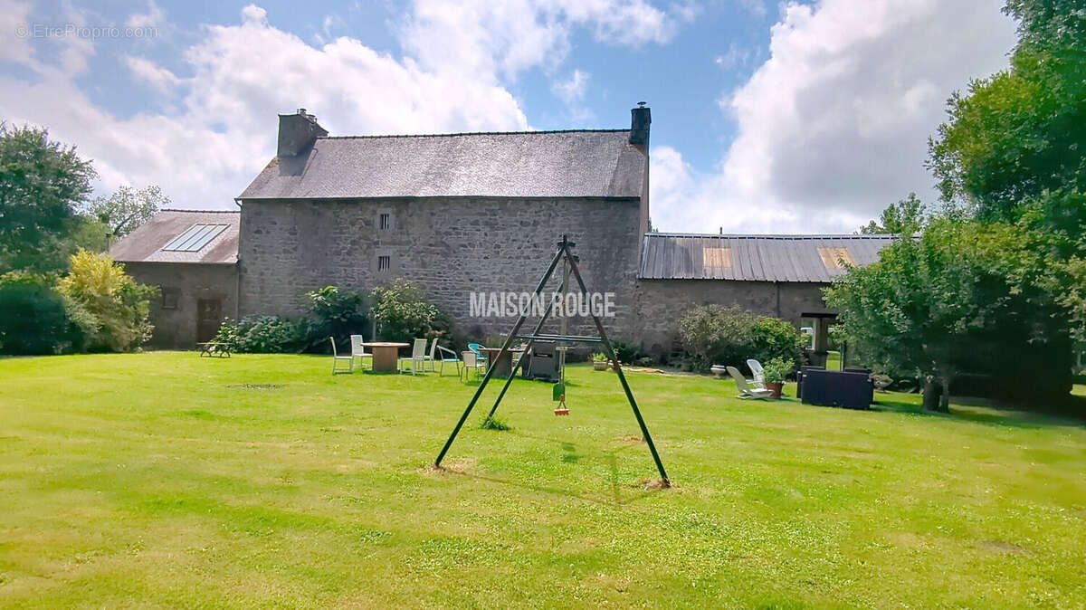 Maison à PLOUEC-DU-TRIEUX