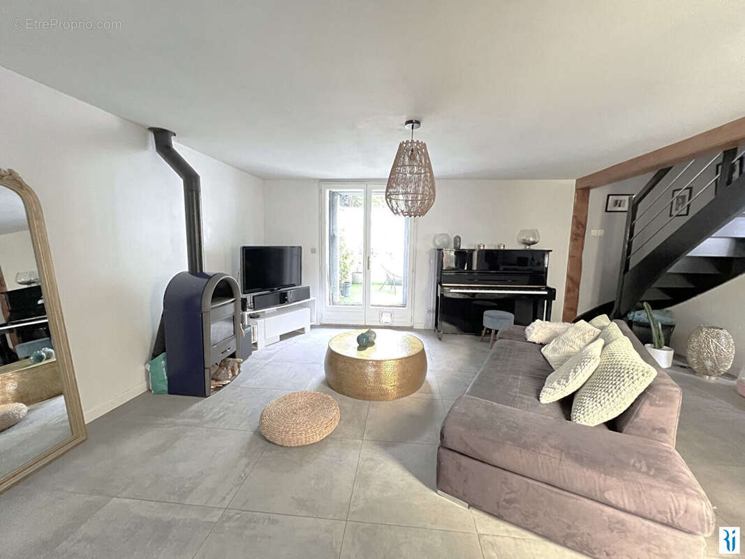 Maison à AMFREVILLE-LA-MI-VOIE