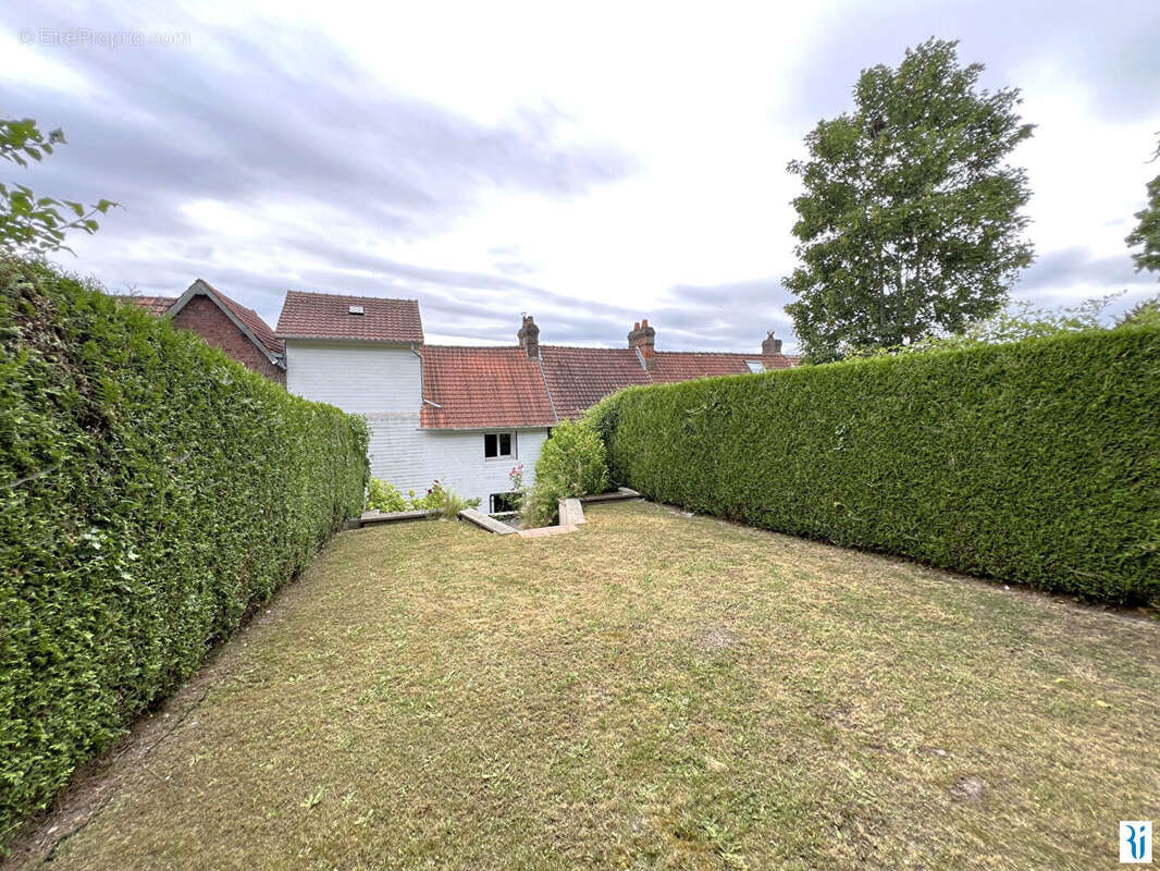 Maison à AMFREVILLE-LA-MI-VOIE