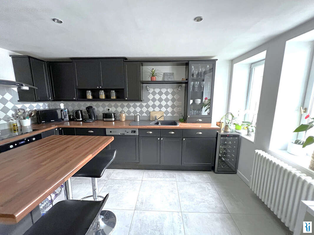 Maison à AMFREVILLE-LA-MI-VOIE