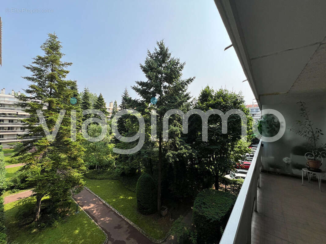 Appartement à LYON-3E