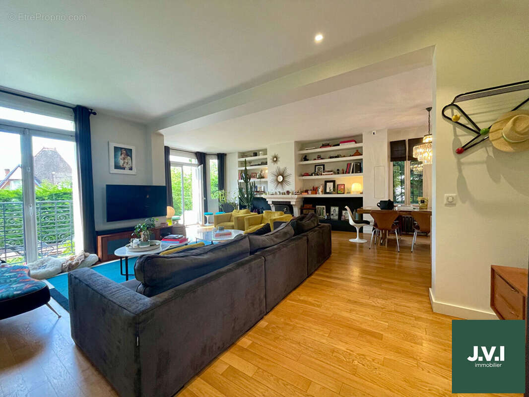 Maison à MONTMORENCY