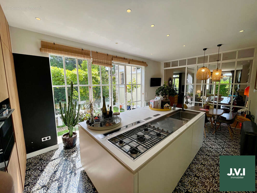 Maison à MONTMORENCY