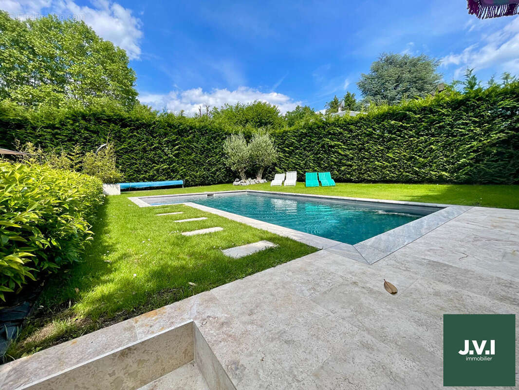 Maison à MONTMORENCY