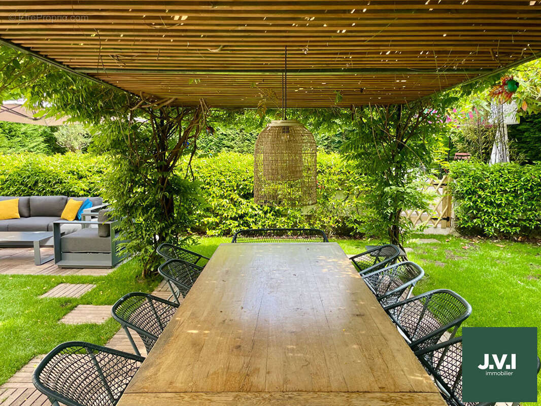 Maison à MONTMORENCY