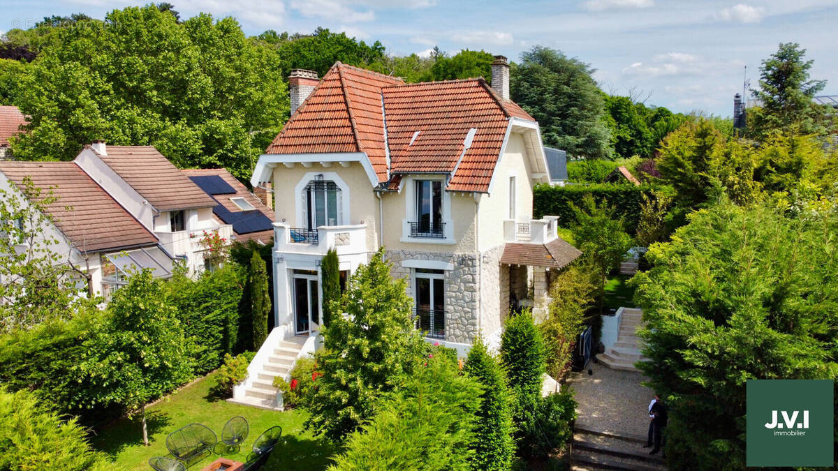 Maison à MONTMORENCY