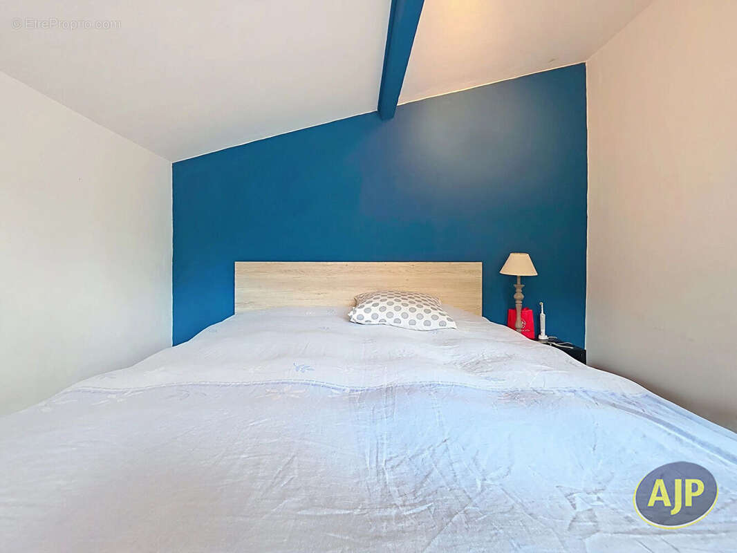 Maison à PARENTIS-EN-BORN