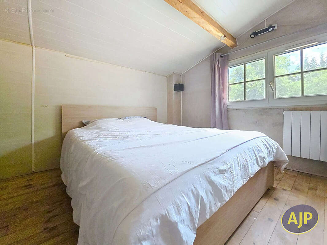 Maison à PARENTIS-EN-BORN