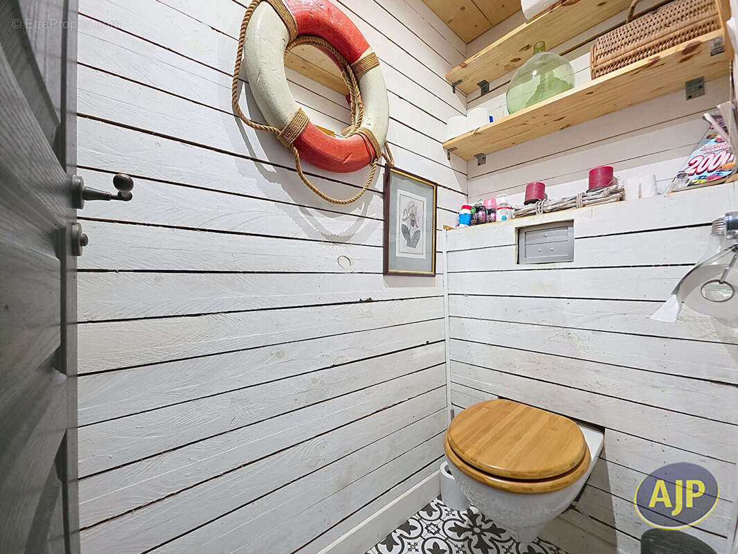 Maison à PARENTIS-EN-BORN