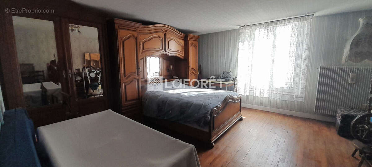 Maison à SALINS-LES-BAINS