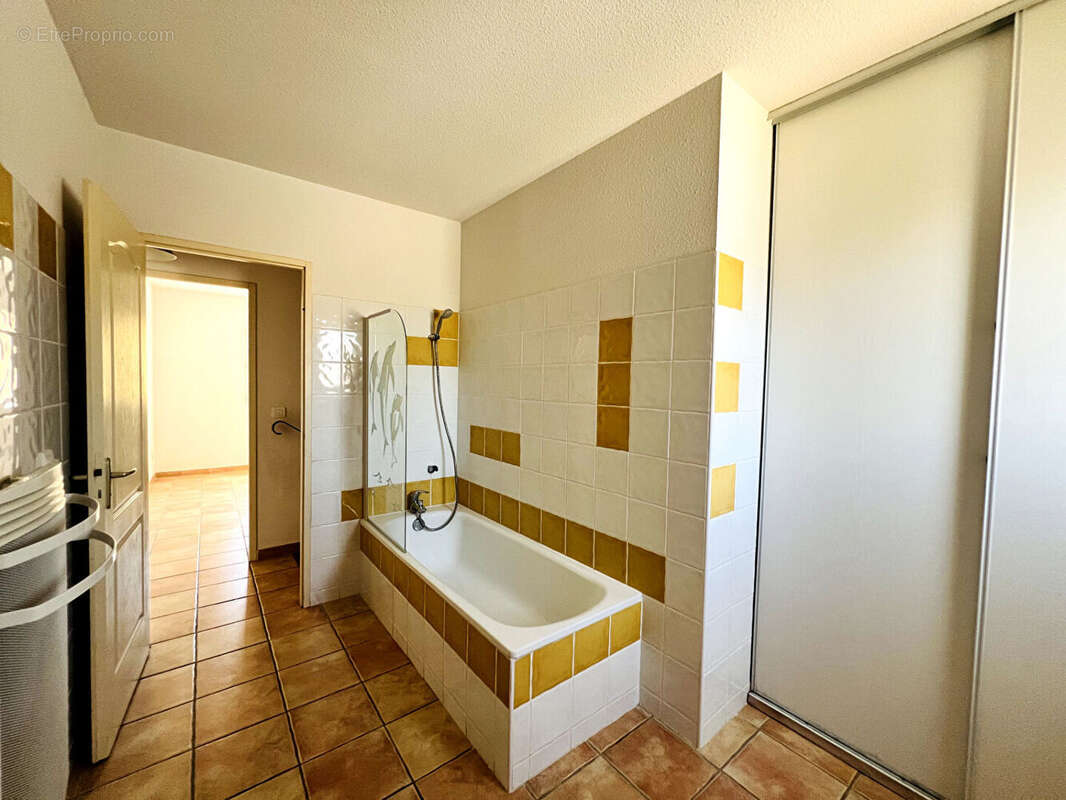 Maison à COLOMBIERS