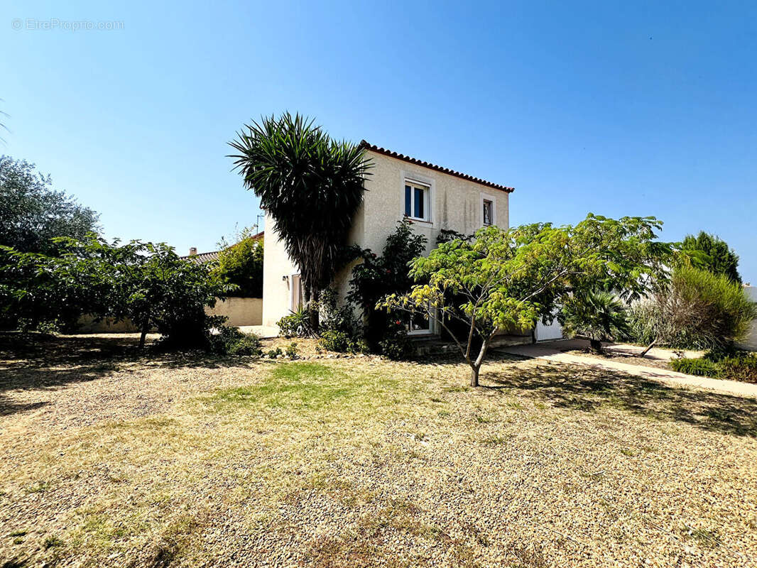 Maison à COLOMBIERS