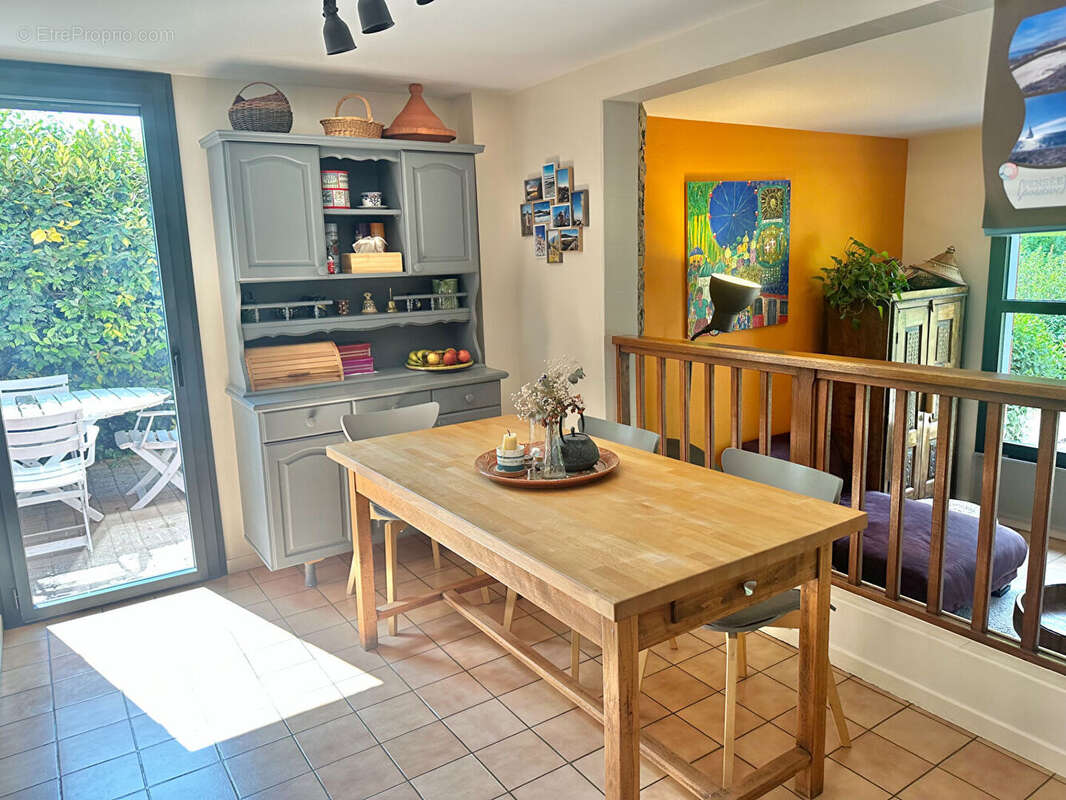 Maison à VAULX-MILIEU