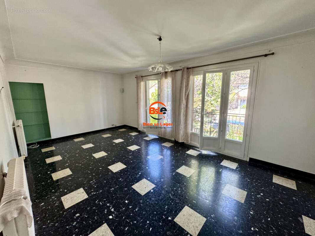 BSLE IMMOBILIER MAISON 4 CHAMBRES 140 M² - Maison à CEBAZAT