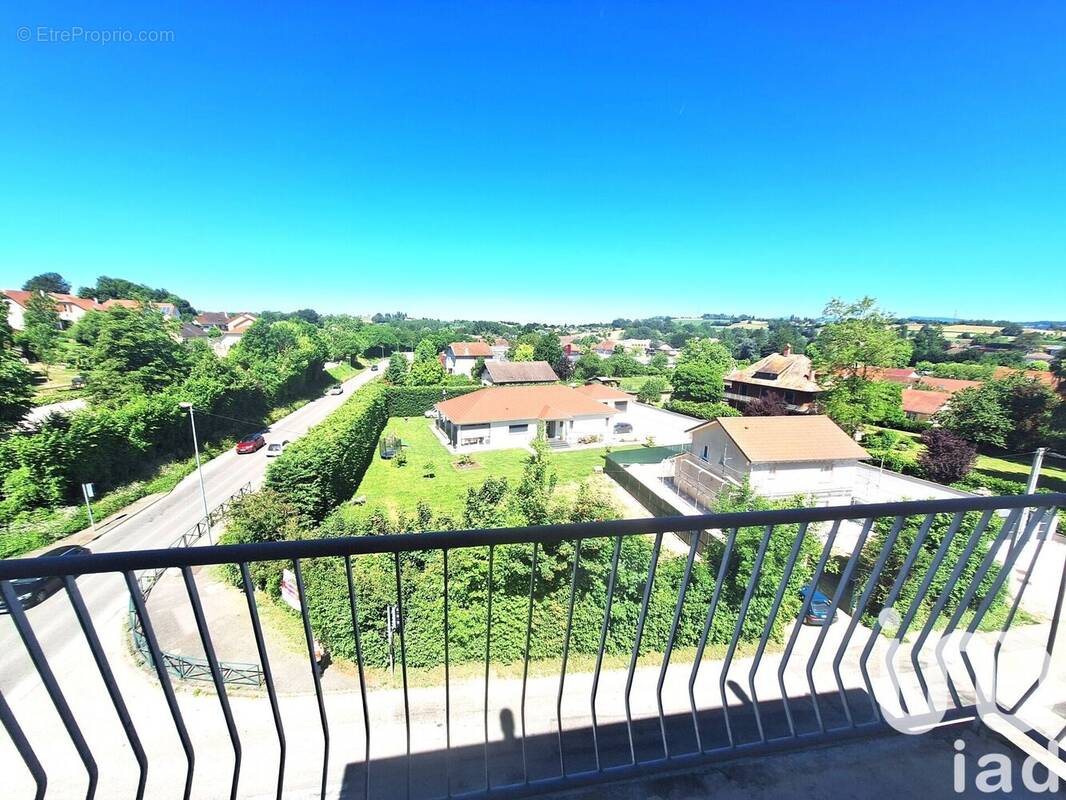 Photo 1 - Appartement à LE PONT-DE-BEAUVOISIN