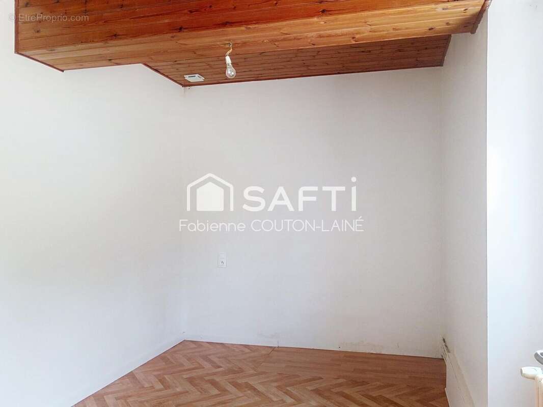 Photo 7 - Maison à VENANSAULT